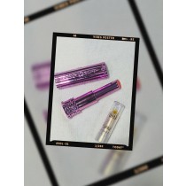美佳娜 珠寶盒健康口紅 護唇膏 紅色3.4g 1入 (贈送攜帶型小 紅色/自然粉 1.2g 各1支)   (單件免運)  